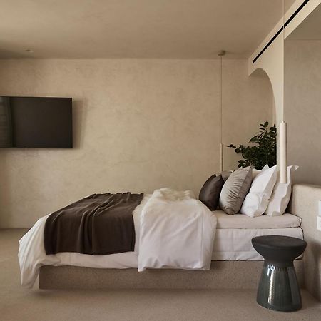 Uzenie All Suites Boutique Resort (Adults Only) Аделианос Кампос Екстериор снимка