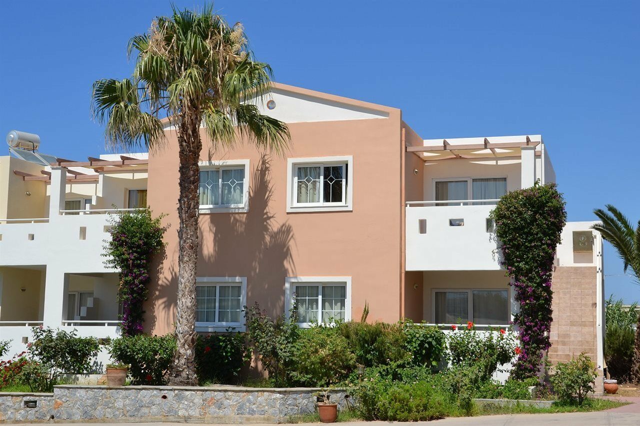 Uzenie All Suites Boutique Resort (Adults Only) Аделианос Кампос Екстериор снимка
